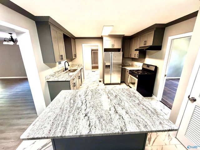 208 Woodley Terrace, Boaz, AL 35957