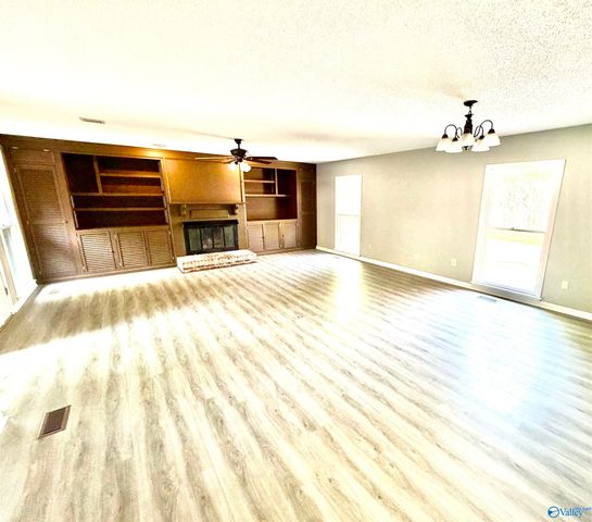 208 Woodley Terrace, Boaz, AL 35957