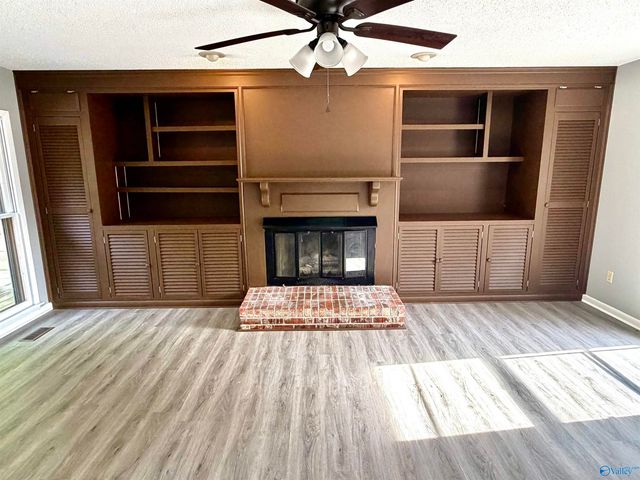 208 Woodley Terrace, Boaz, AL 35957