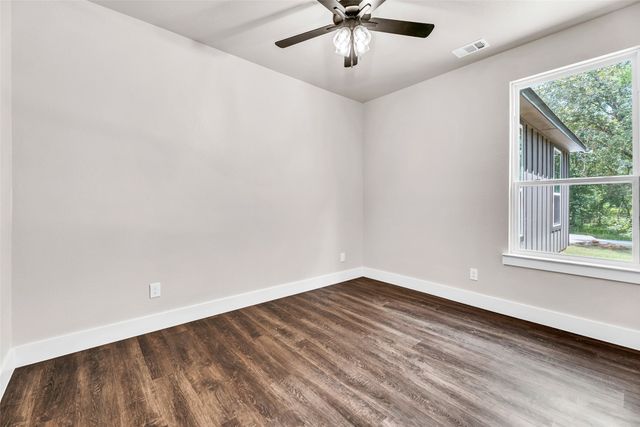 391 Slate Rock Road, Ennis, TX 75119