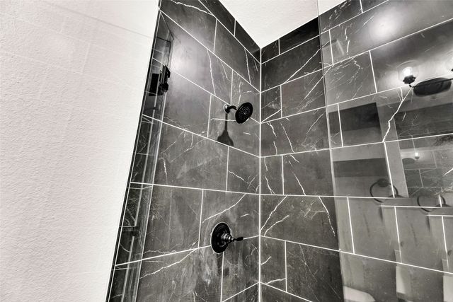 391 Slate Rock Road, Ennis, TX 75119