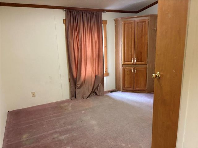 202 N Main Street, Oregon, MO 64473