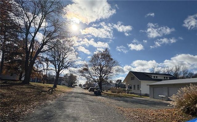 202 N Main Street, Oregon, MO 64473