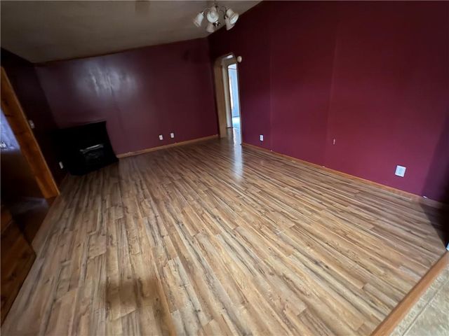 202 N Main Street, Oregon, MO 64473