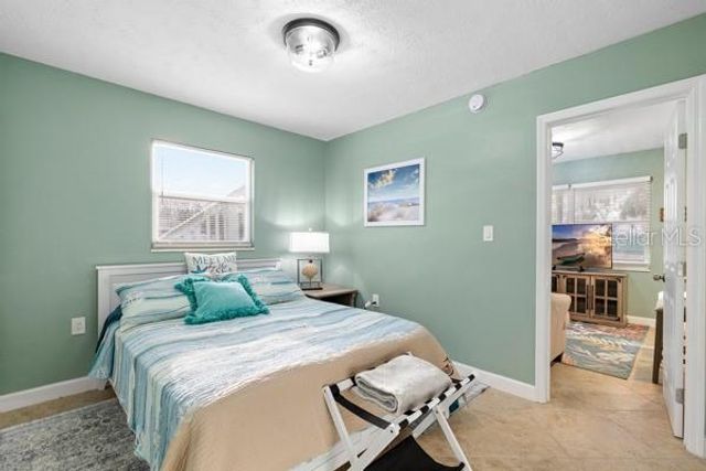 5043 N BEACH ROAD, Englewood, FL 34223