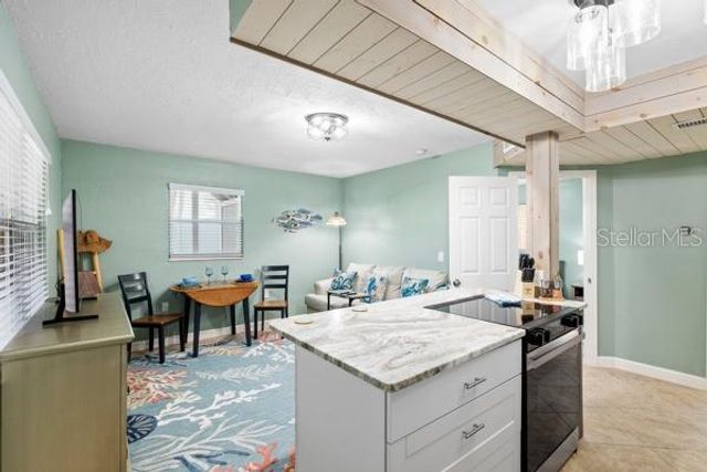 5043 N BEACH ROAD, Englewood, FL 34223