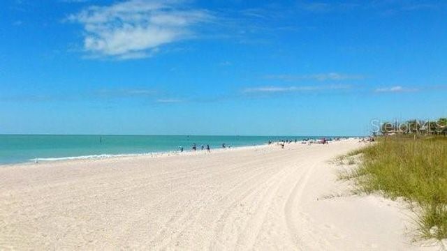 5043 N BEACH ROAD, Englewood, FL 34223