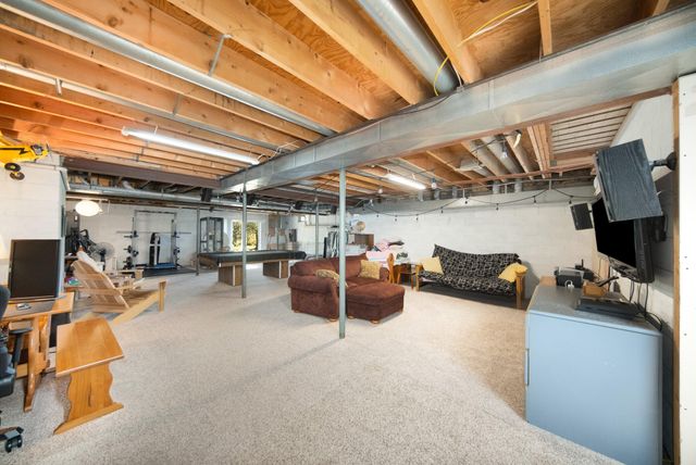 6109 Saline-Waterworks Road, Saline, MI 48176