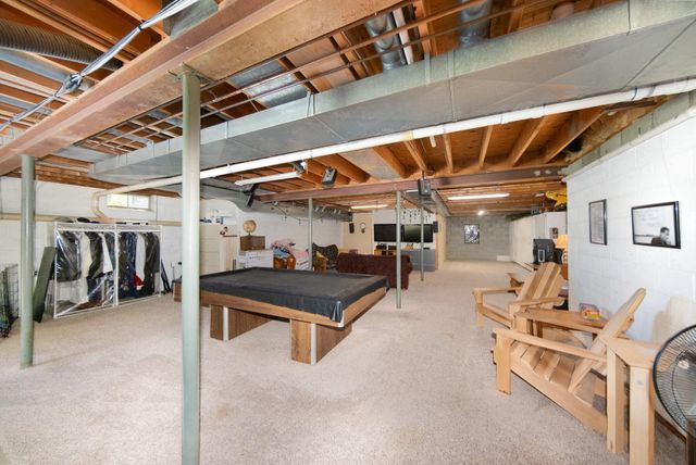 6109 Saline-Waterworks Road, Saline, MI 48176