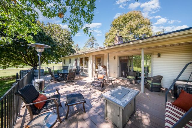 6109 Saline-Waterworks Road, Saline, MI 48176