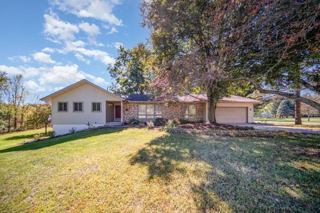 6109 Saline-Waterworks Road, Saline, MI 48176