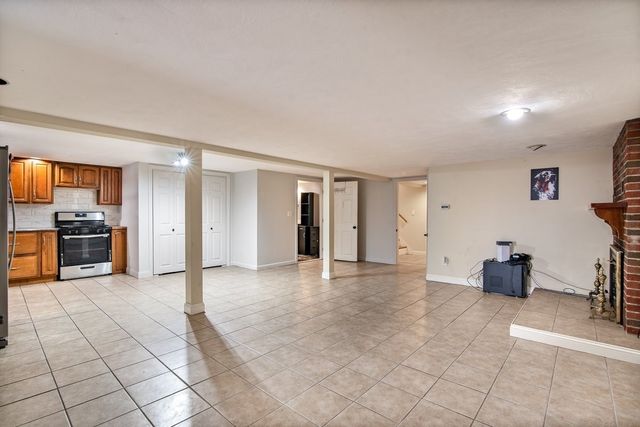 52 Burpee Road, Swampscott, MA 01907