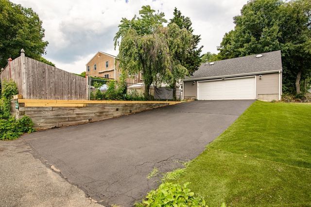 52 Burpee Road, Swampscott, MA 01907