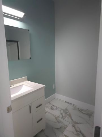 6533 Jeffrey Place, Green Lake Twp, MI 49637