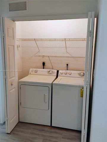 11401 NW 89th St 220, Doral, FL 33178