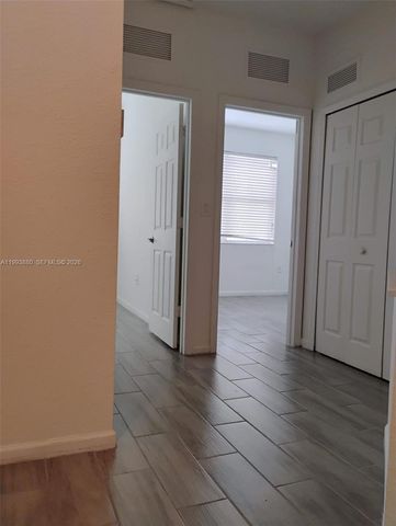 11401 NW 89th St 220, Doral, FL 33178