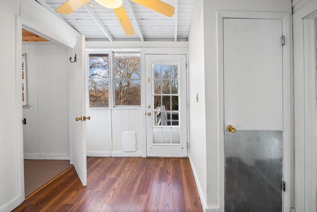 106 Cedar St, Dover, TN 37058