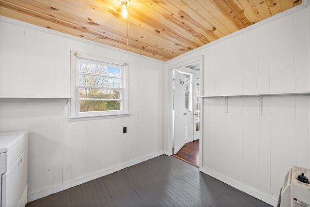 106 Cedar St, Dover, TN 37058