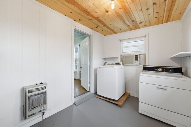 106 Cedar St, Dover, TN 37058