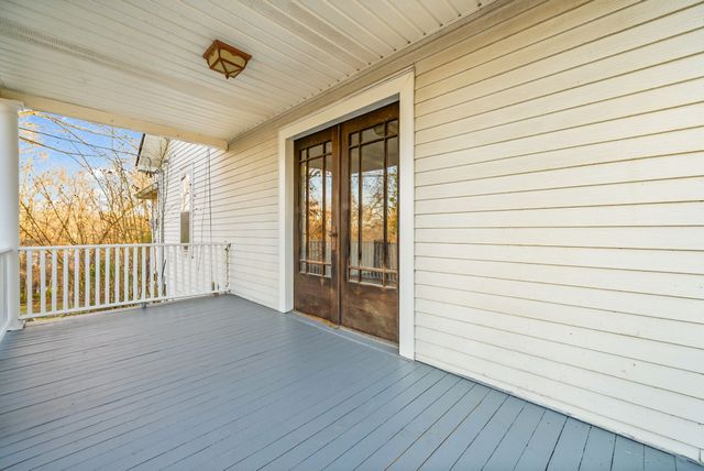 106 Cedar St, Dover, TN 37058