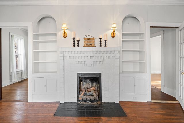 106 Cedar St, Dover, TN 37058