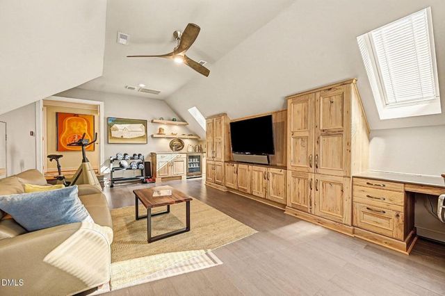 71005 Russell, Chapel Hill, NC 27517