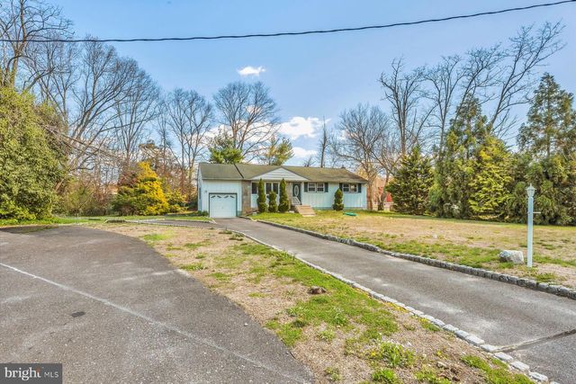 142 NEW FREEDOM RD, Clementon, NJ 08021