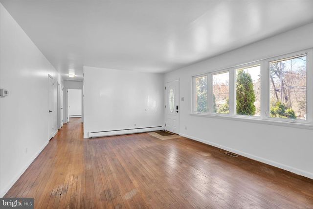 142 NEW FREEDOM RD, Clementon, NJ 08021