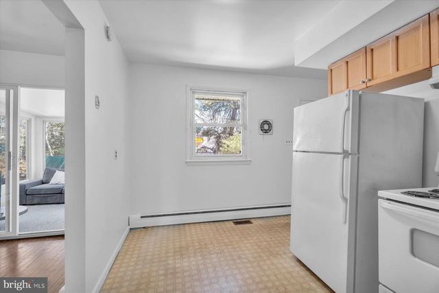 142 NEW FREEDOM RD, Clementon, NJ 08021