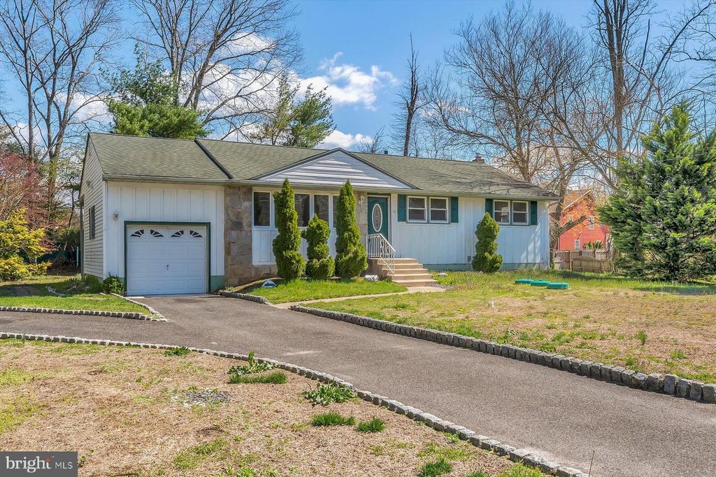 142 NEW FREEDOM RD, Clementon, NJ 08021