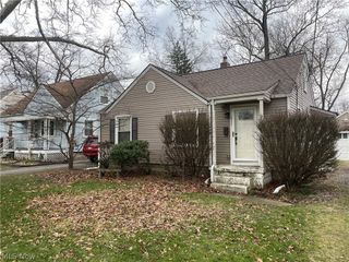 625 Meadowbrook Avenue SE, Warren, OH 44484