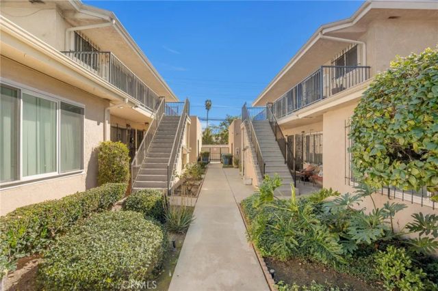 10634 Crenshaw Blvd, Inglewood, CA 90303