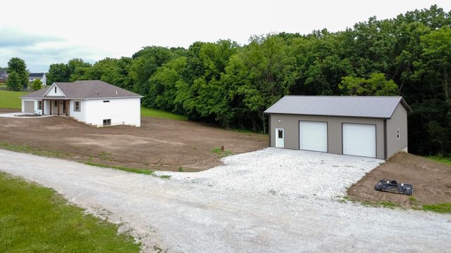 4000 S FELICITY LN, Columbia, MO 65203