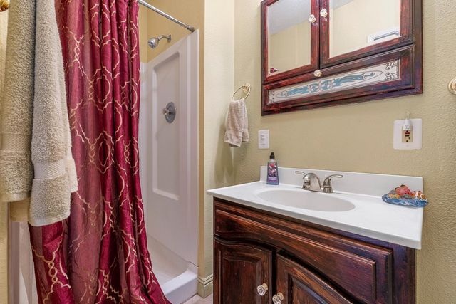 34786 Avenue 15, Madera, CA 93636