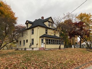 14 Glenwood Street, Manchester, CT 06040