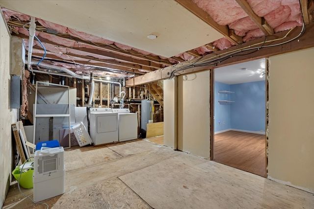 405 Village Dr 405, Bourne, MA 02532