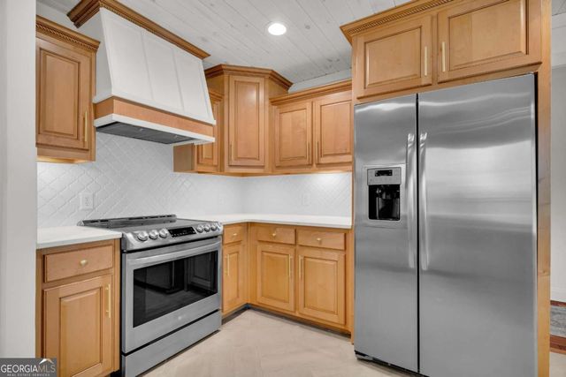 3917 Kilgore Falls Drive, Gainesville, GA 30507