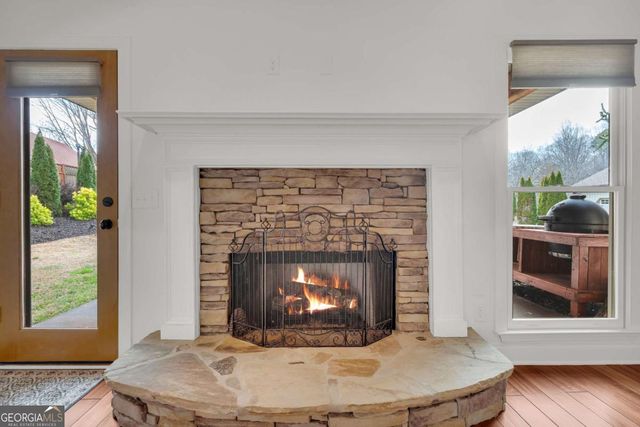 3917 Kilgore Falls Drive, Gainesville, GA 30507