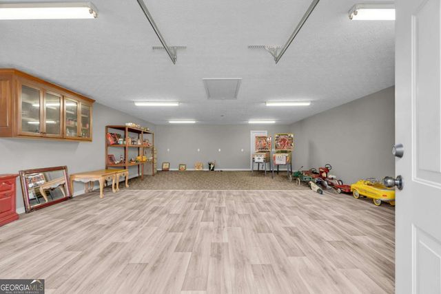 3917 Kilgore Falls Drive, Gainesville, GA 30507