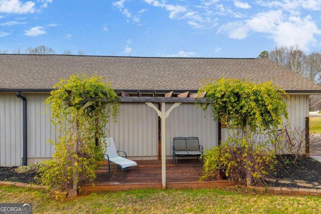 3917 Kilgore Falls Drive, Gainesville, GA 30507