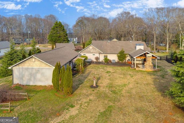 3917 Kilgore Falls Drive, Gainesville, GA 30507