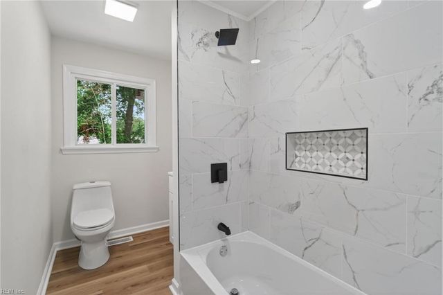 109 Fischer DR, Newport News, VA 23608