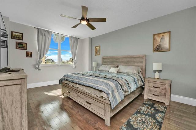 100 NE 6th Street 203, Boynton Beach, FL 33435