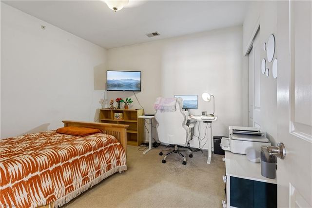 4316 Hillingdon Bnd Apt 304, Chesapeake, VA 23321