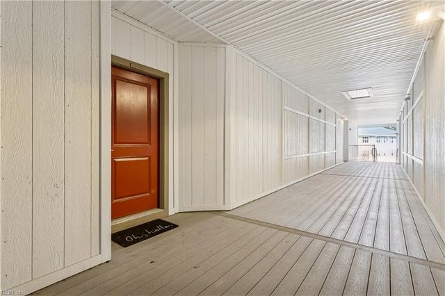 4316 Hillingdon Bnd Apt 304, Chesapeake, VA 23321