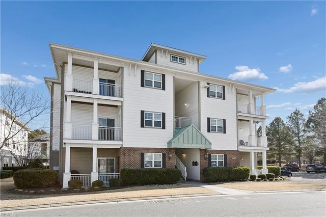 4316 Hillingdon Bnd Apt 304, Chesapeake, VA 23321