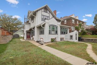 1738 S 32Nd Avenue, Omaha, NE 68105