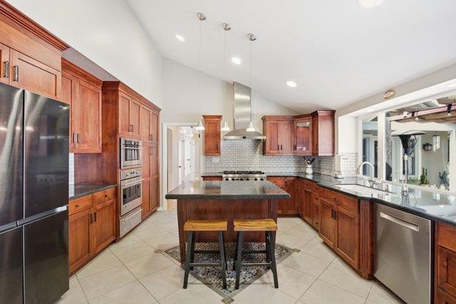 880 Opal Drive, San Jose, CA 95117