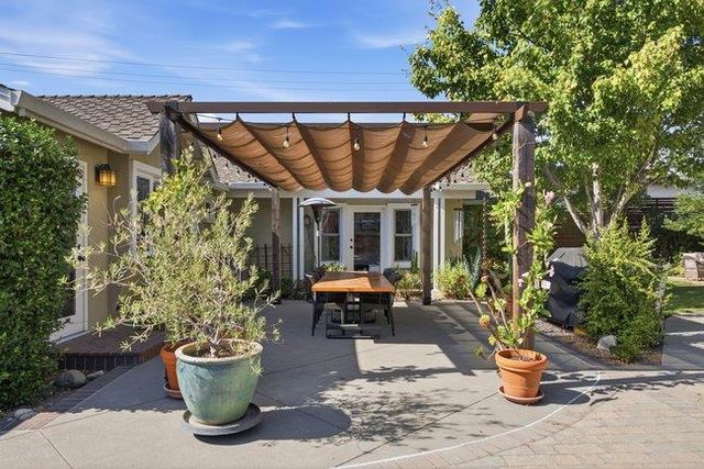 880 Opal Drive, San Jose, CA 95117