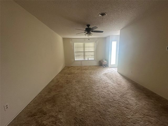 1916 11th Street, Mineral Wells, TX 76067